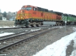 BNSF 4092 DASH 9 waiting for power